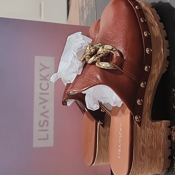 LISA & VICKY Vigor Clog In Chestnut Size 8 New In Box! - Picture 2 of 4